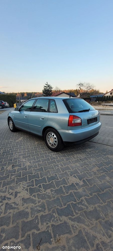 Audi A3 Sportback - 3