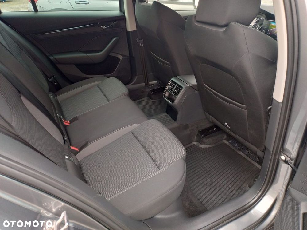 Skoda Octavia 1.5 TSI ACT Ambition - 13