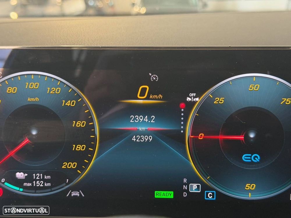 Mercedes-Benz EQA 250+ AMG Line - 22