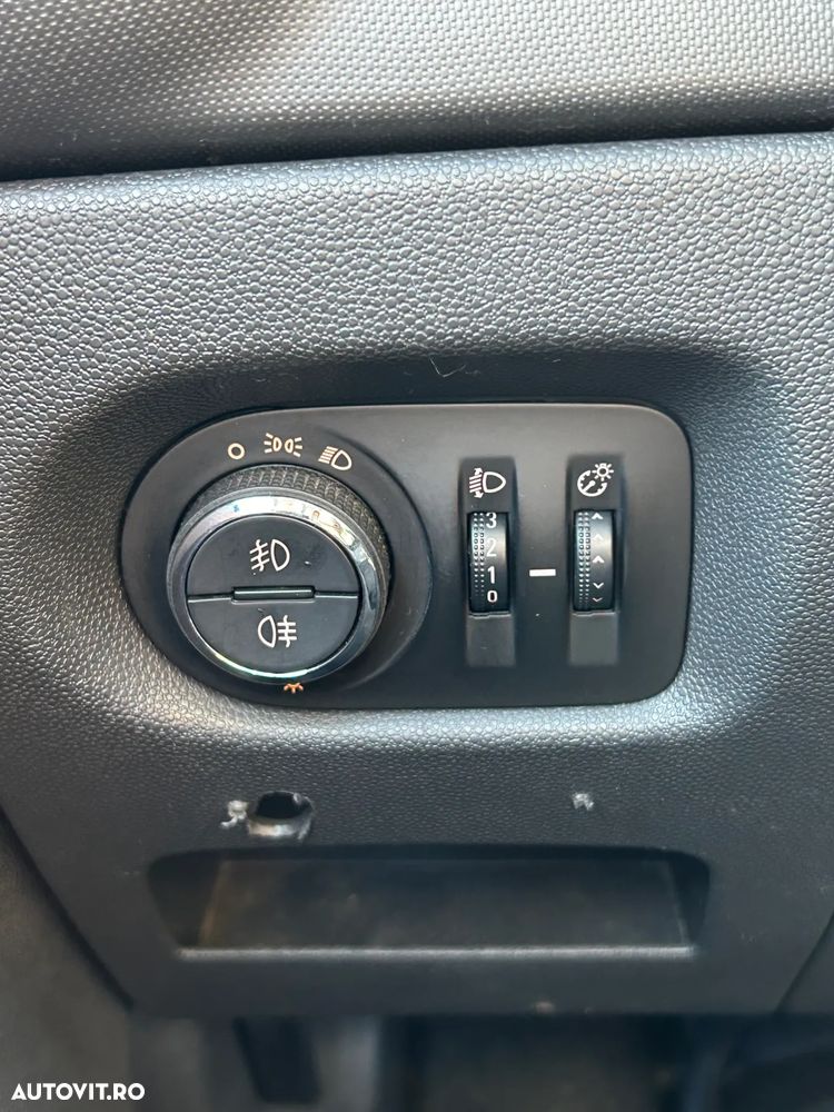 Opel Corsa 1.3 CDTI DPF EcoFLEX Start-Stop Edition - 10