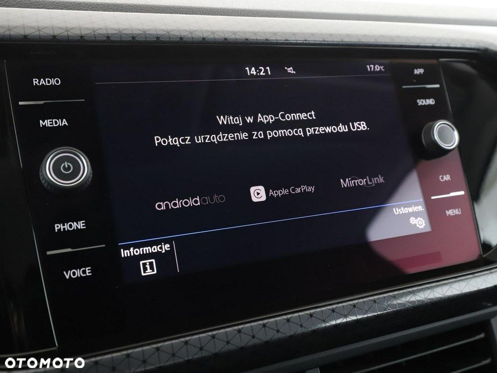 Volkswagen T-Cross - 23