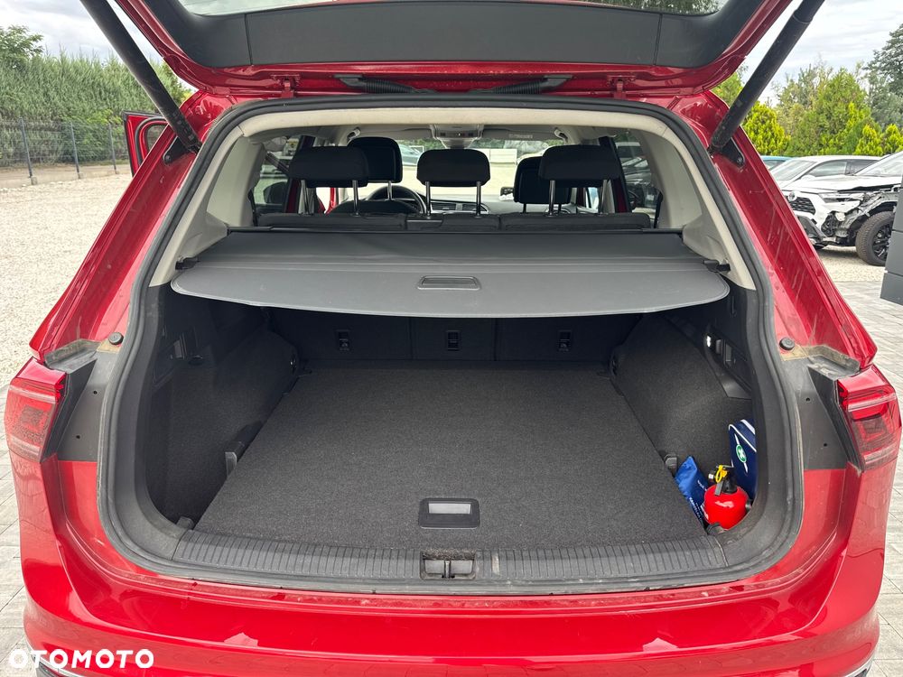 Volkswagen Tiguan Allspace 2.0 TSI 4Mot Elegance DSG - 36