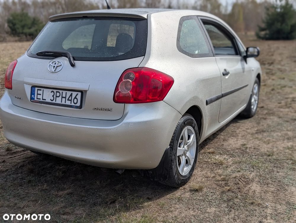 Toyota Auris 1.4 VVT-i Luna - 7