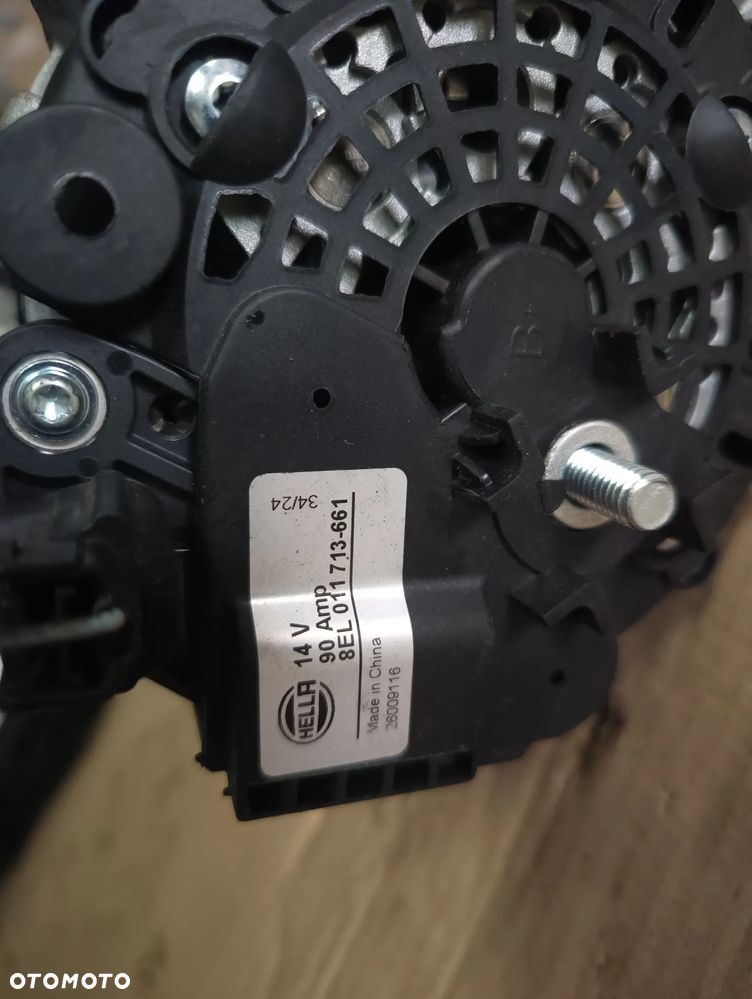 ALTERNATOR RENAULT CLIO CAPTUR DACIA  0.9 TCE 1.2 - 4