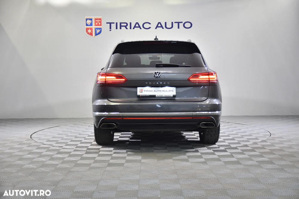 Volkswagen Touareg - 5