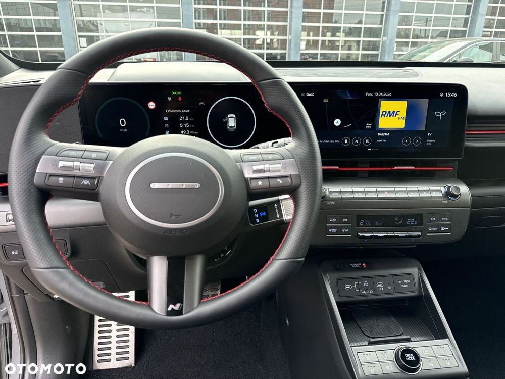 Hyundai Kona - 11