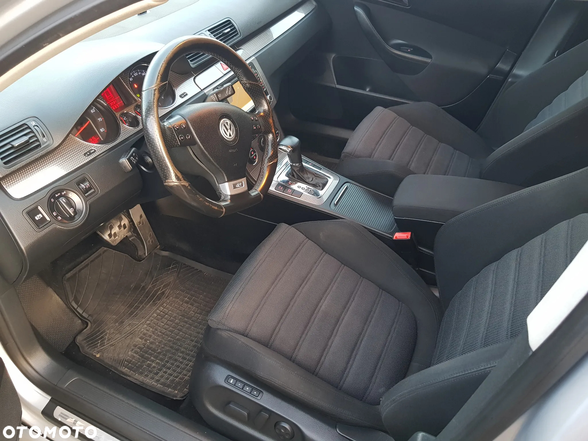 Volkswagen Passat Variant 1.8 TSI Automatik R-Line Edition - 6