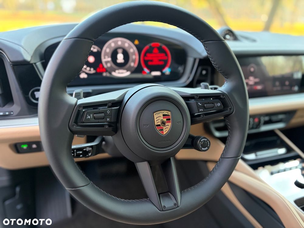 Porsche Cayenne Standard - 26