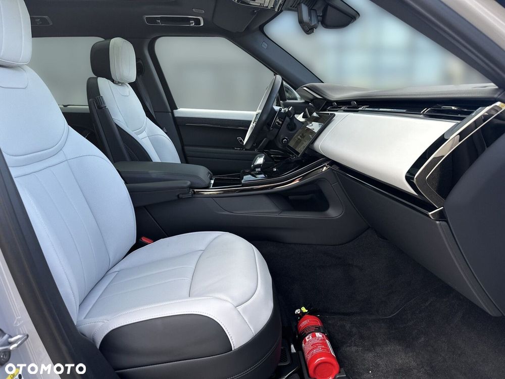 Land Rover Range Rover Sport - 12