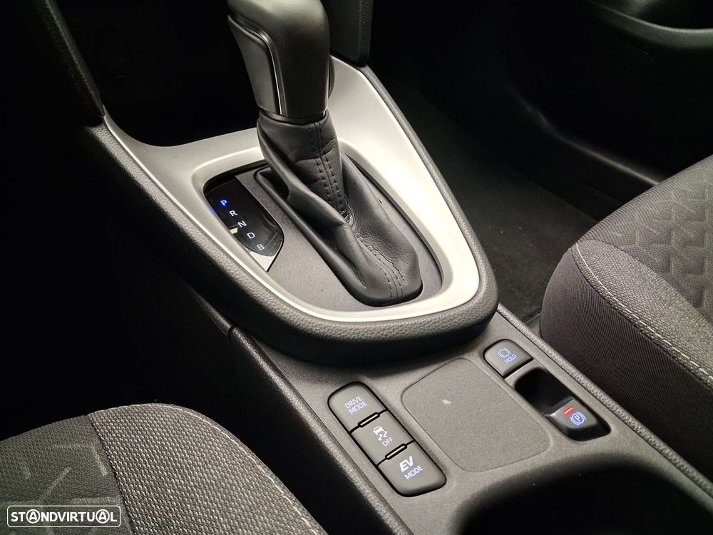 Toyota Yaris Cross 1.5 HDF Comfort Plus - 22