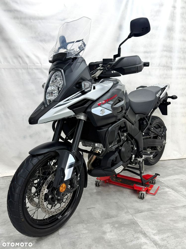 Suzuki V-STROM - 6
