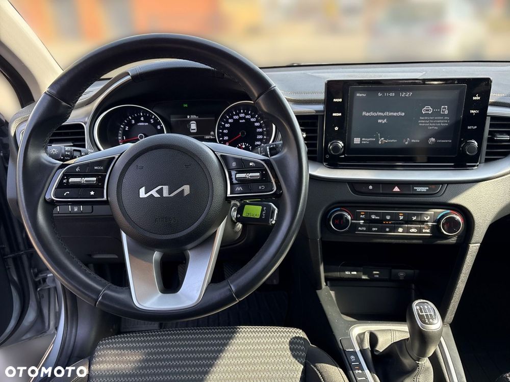 Kia Ceed - 13