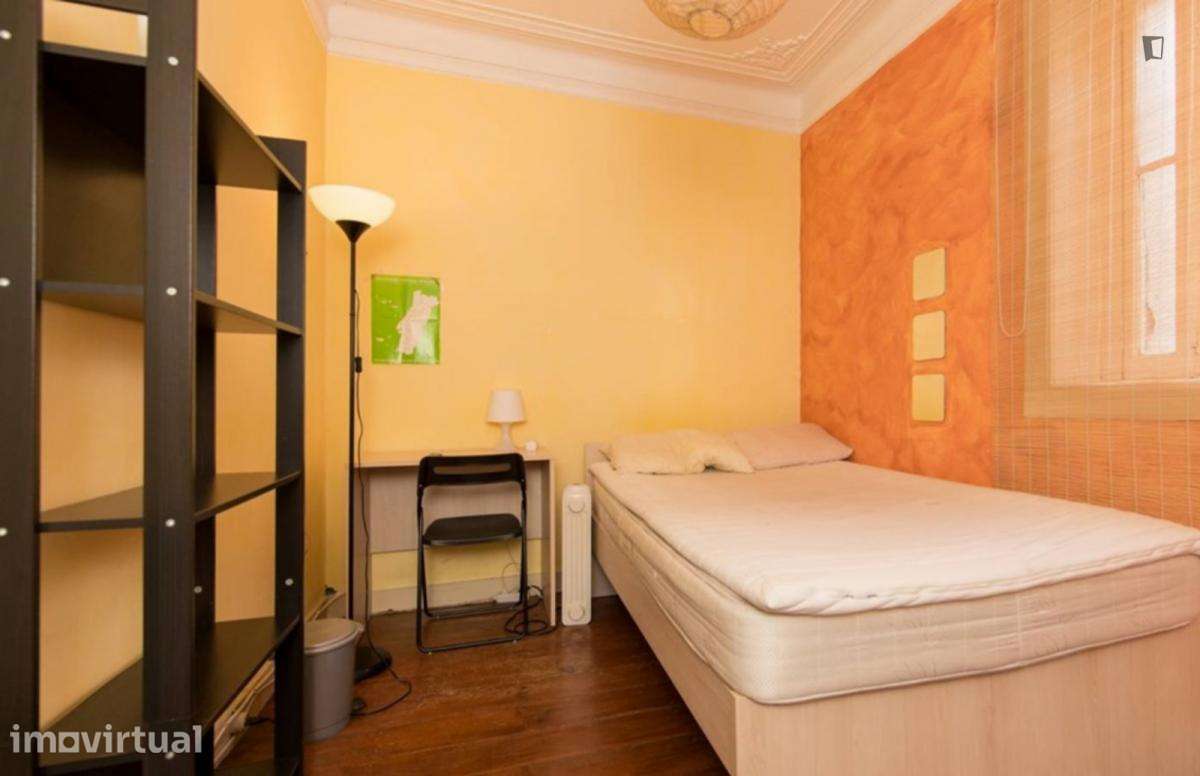 Quarto - localizado em Saldanha Lisbon - Grande imagem: 4/9