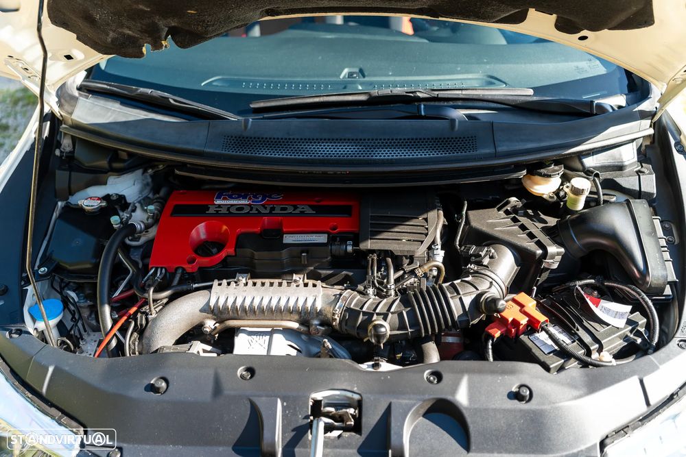 Honda Civic 2.0 VTEC Turbo Type R GT - 38