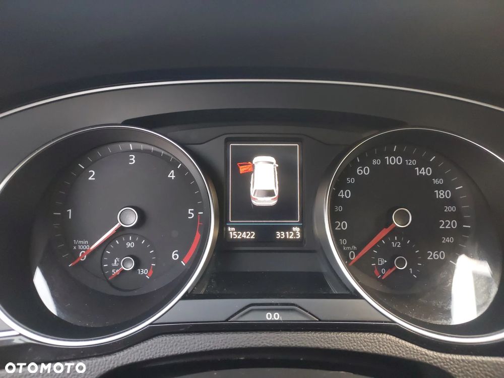 Volkswagen Passat 2.0 TDI SCR DSG 4Motion Business - 22