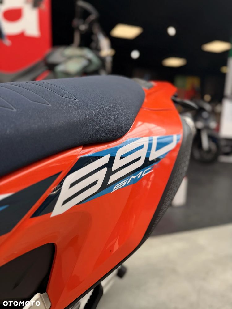 KTM SMC 690 - 10