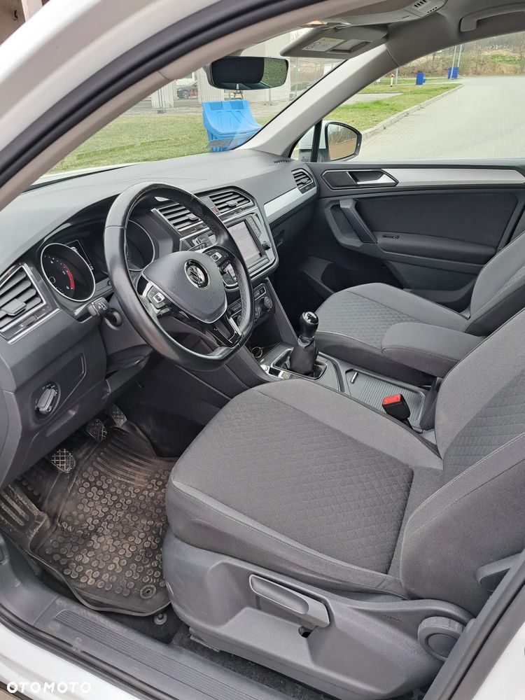 Volkswagen Tiguan 2.0 TDI BMT SCR Comfortline - 6