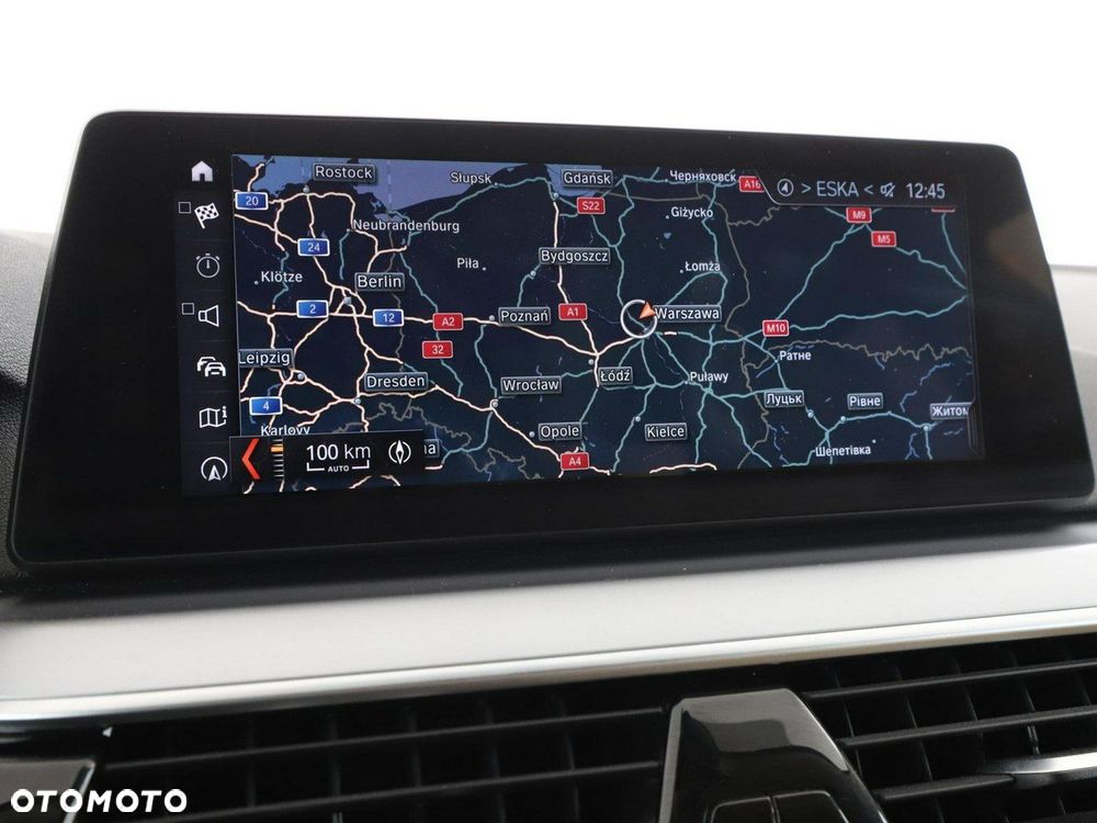 BMW Seria 5 520d xDrive - 26