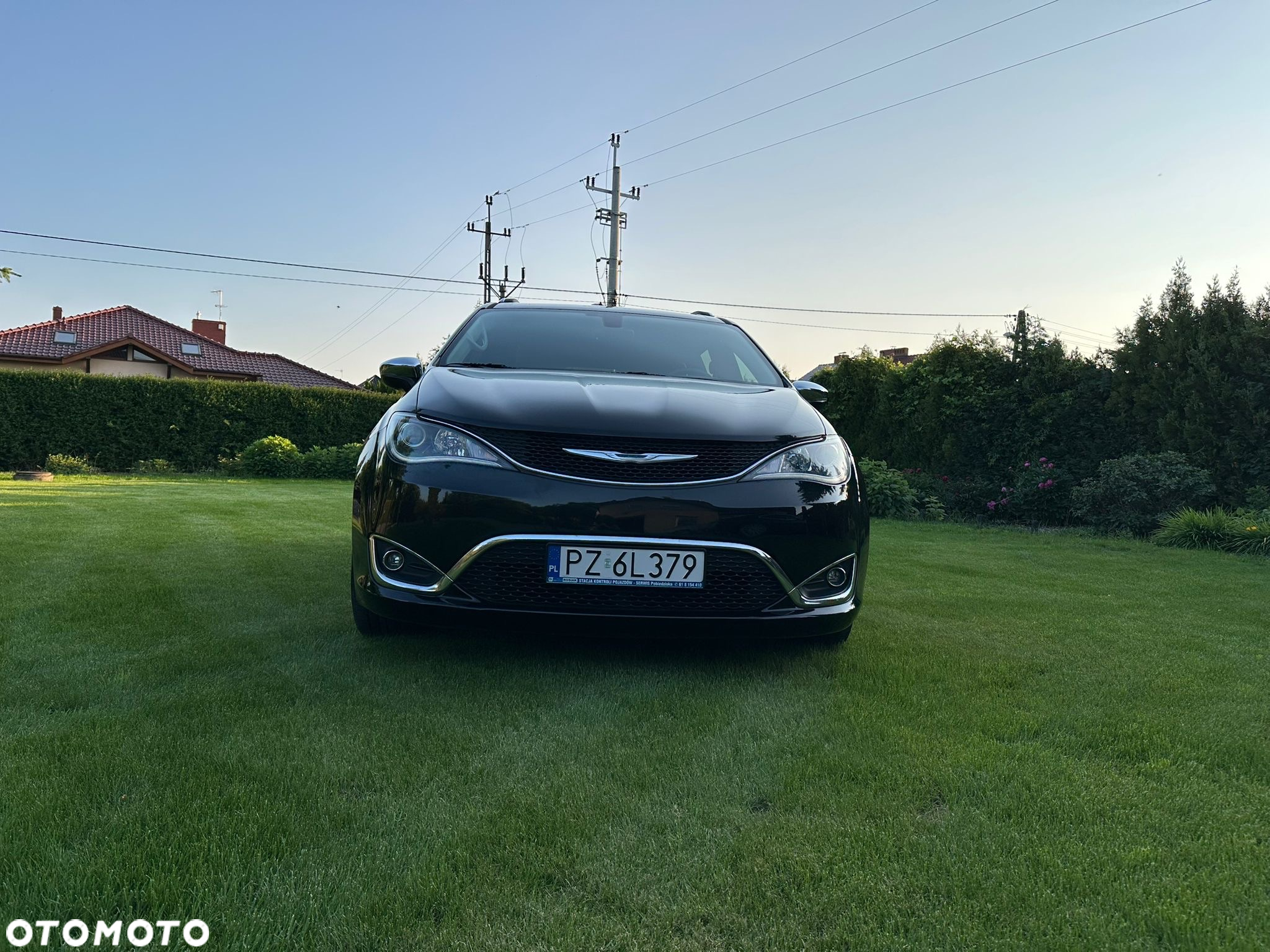 Chrysler Pacifica - 3