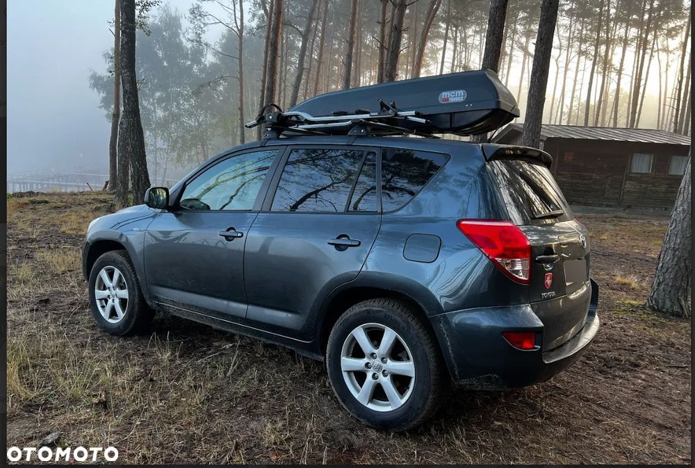 Toyota RAV4 2.0 VVT-i Luna - 1