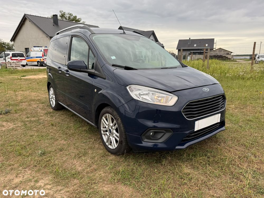 Ford Tourneo Courier 1.0 EcoBoost S&S Ambiente - 12