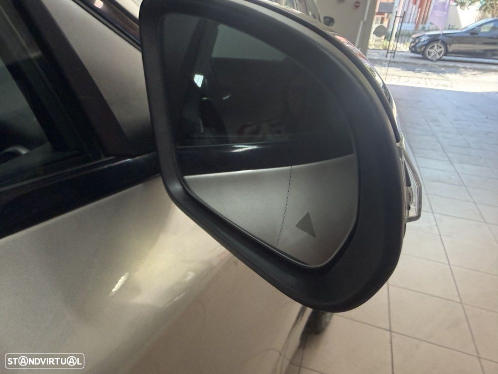 Mercedes-Benz C 300 de AMG Line - 28