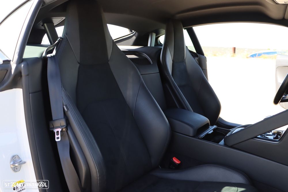 Jaguar F-Type 2.0 i4 R-Dynamic - 37