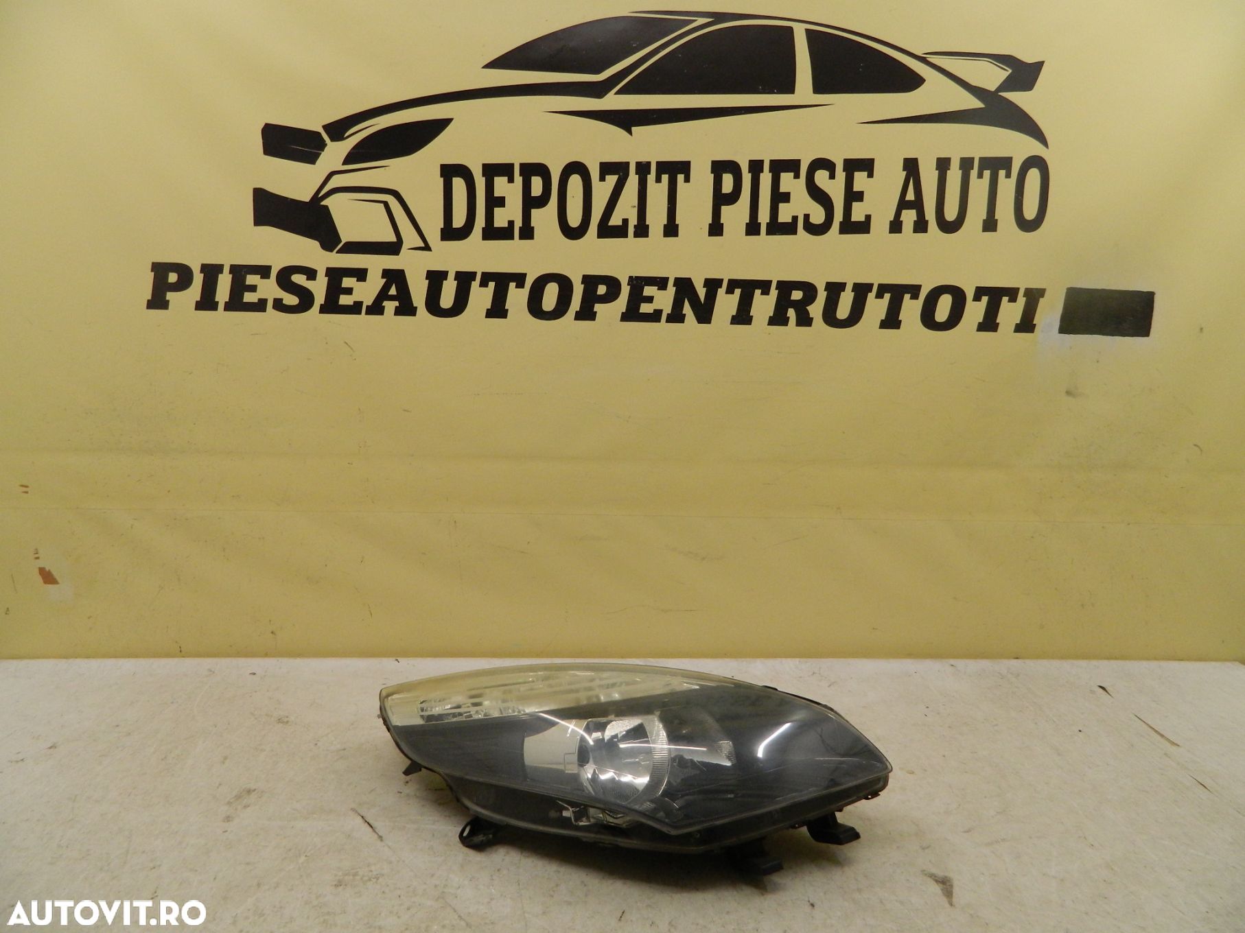 Far deapta Renault Scenic, 2009, 2010, 2011, 2012, 2013, cod origine 260100024R. - 1