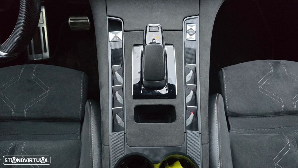 DS DS7 Crossback E-Tense Performance Line EAT8 - 44