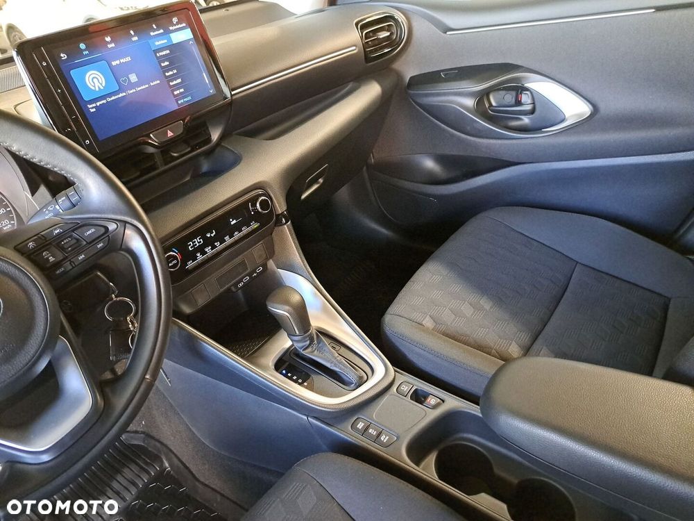 Toyota Yaris - 27