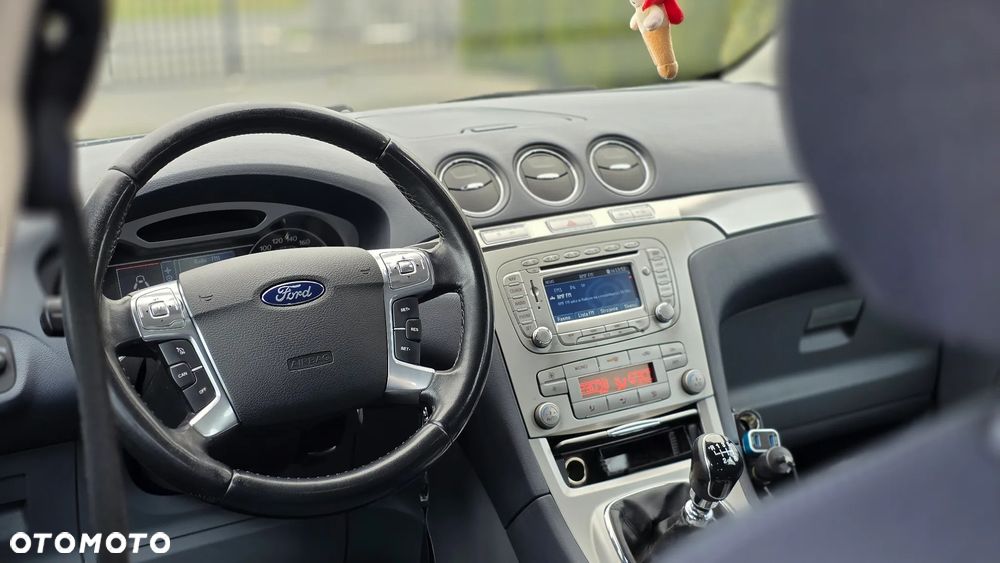 Ford S-Max 2.0 TDCi DPF Titanium - 12