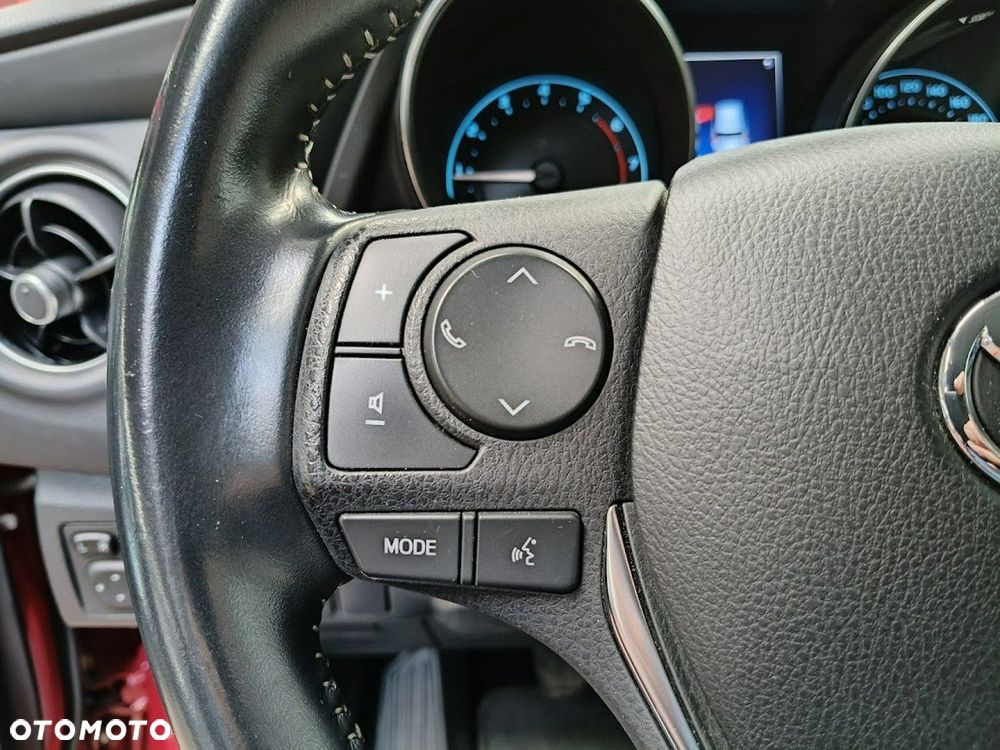Toyota Auris 1.2 Turbo Team Deutschland - 17