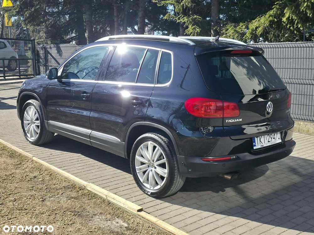 Volkswagen Tiguan - 4