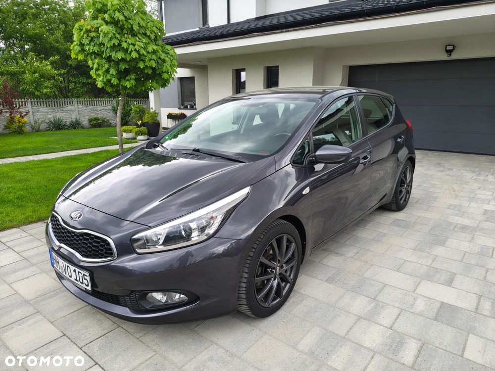 Kia Ceed 1.4 CVVT Attract - 2