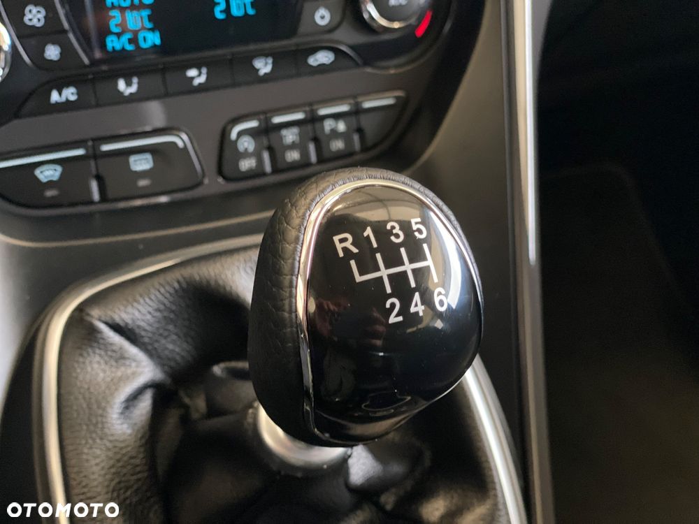 Ford Kuga 2.0 TDCi 4WD Trend - 26
