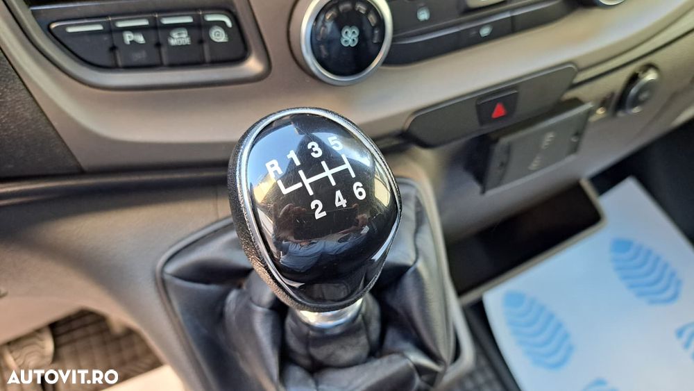 Ford Transit - 33