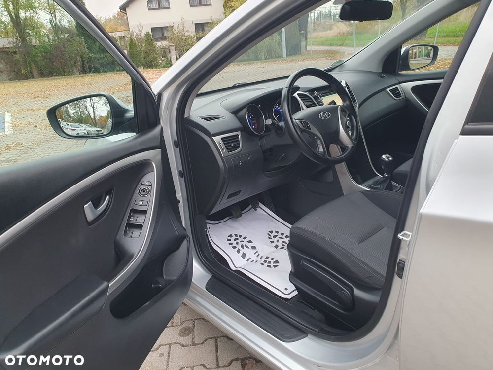 Hyundai i30 1.6 Style - 14