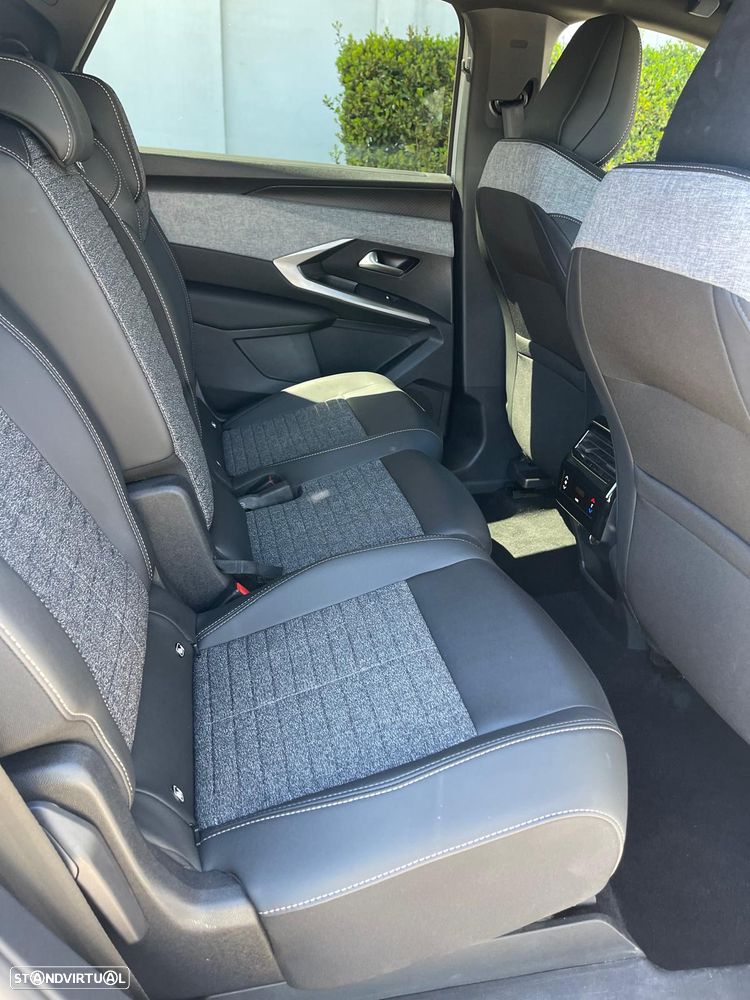 Peugeot 5008 Hybrid 145 e-DSC6 Allure - 11