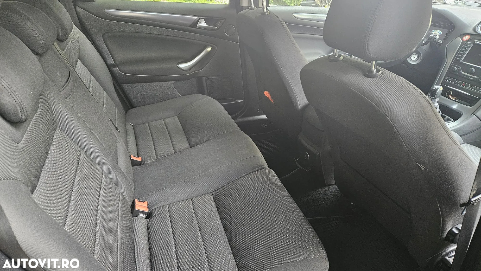 Ford Mondeo 2.0 TDCI Titanium - 14