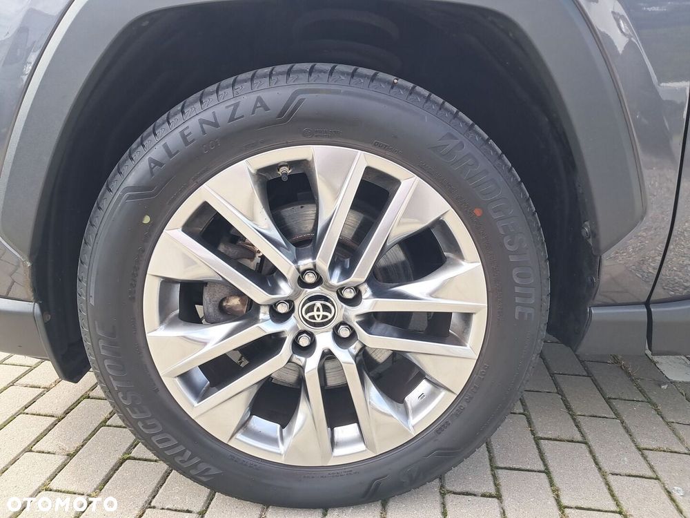 Toyota RAV4 - 11