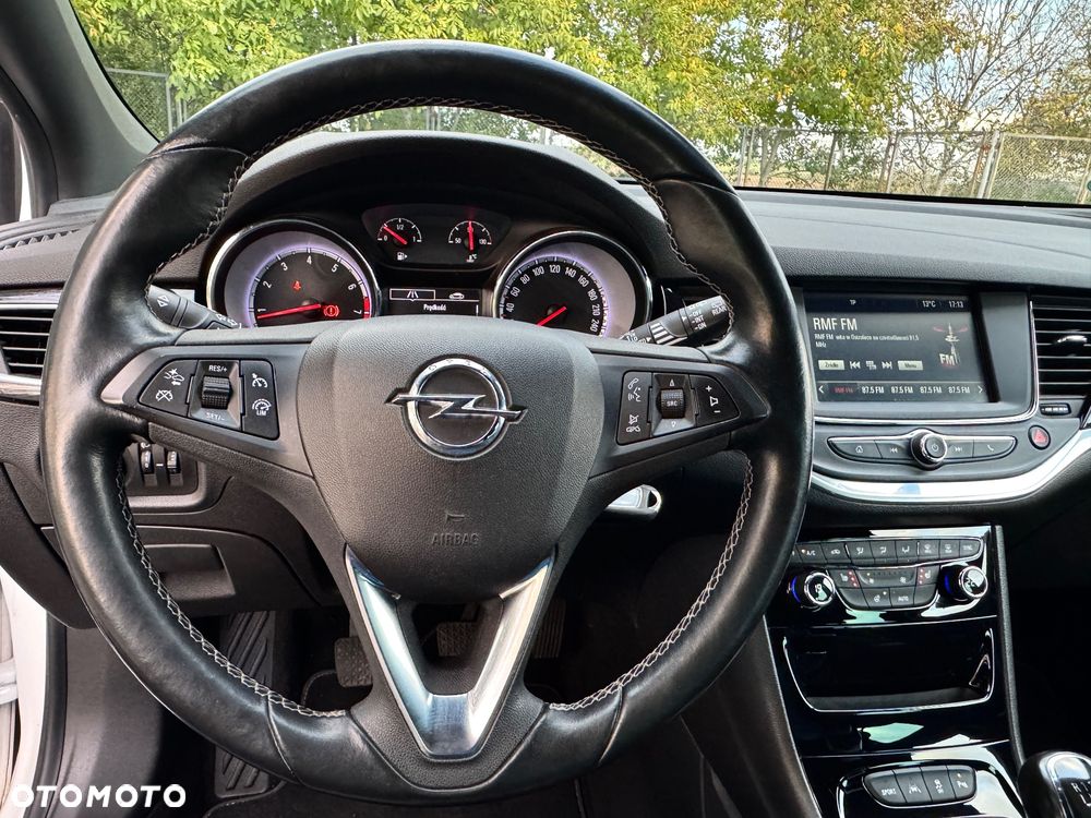 Opel Astra 1.4 Turbo Edition - 25