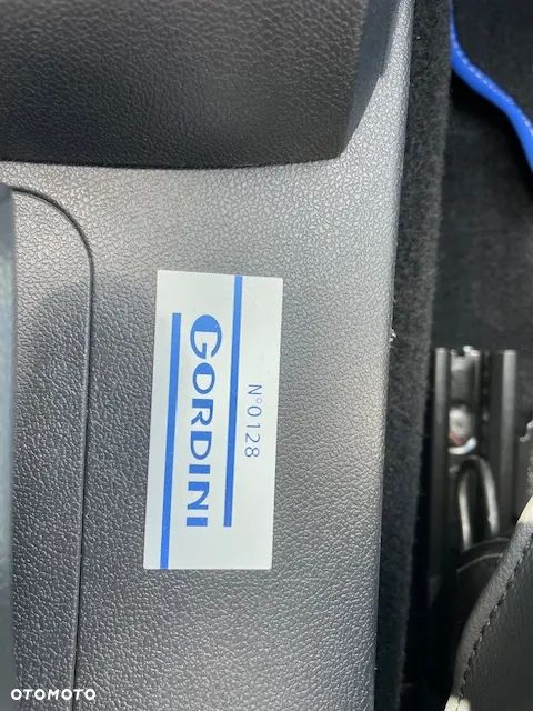 Renault Clio 2.0 16V 200 Gordini R.S - 8