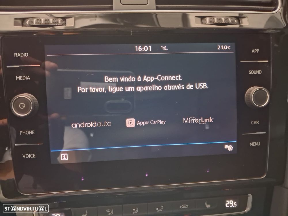 VW Golf 1.6 TDI SCR IQ.DRIVE - 28