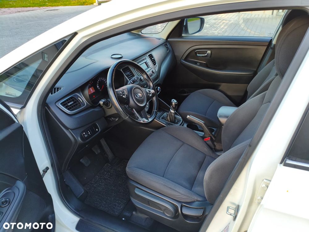 Kia Carens 1.7 CRDi L - 22