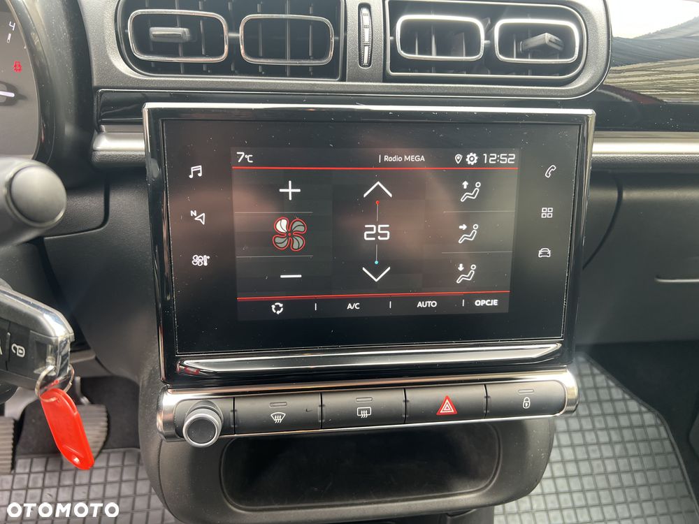 Citroën C3 1.2 PureTech Max - 17