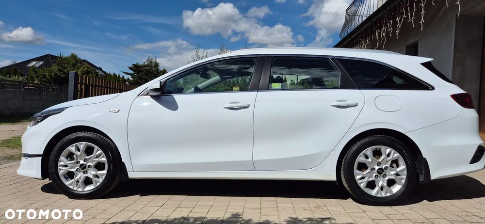 Kia Ceed 1.5 T-GDI M - 8