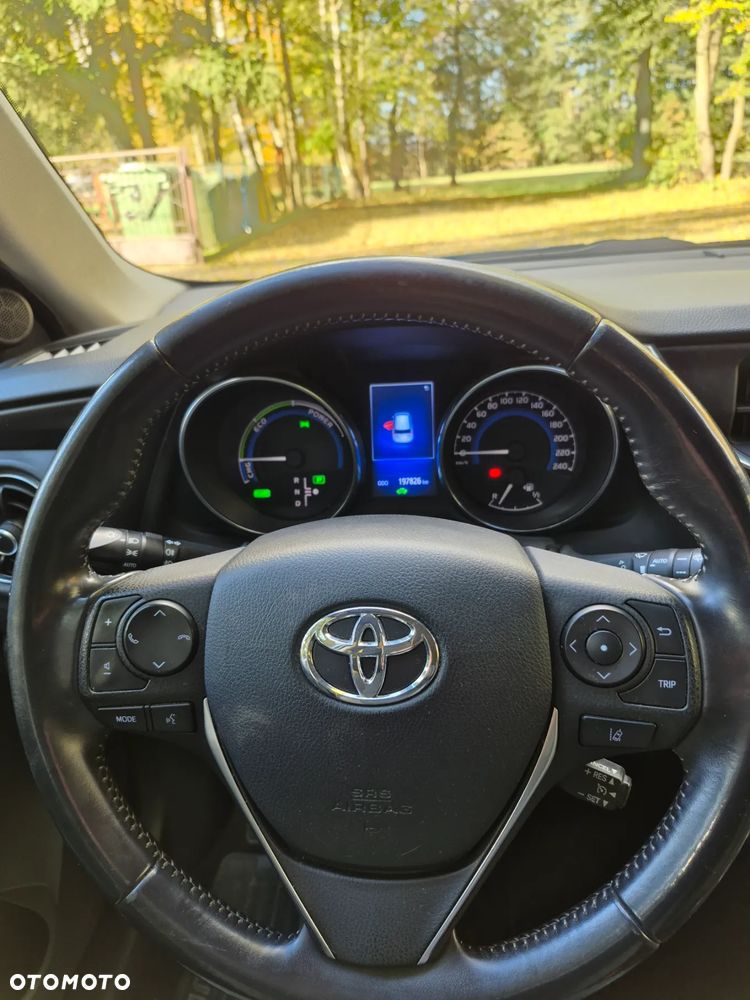 Toyota Auris 1.8 HSD Luna - 28