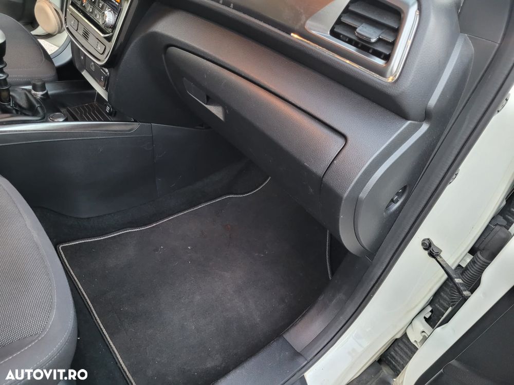 SsangYong Tivoli 1.5L GDI  Turbo STD - 24