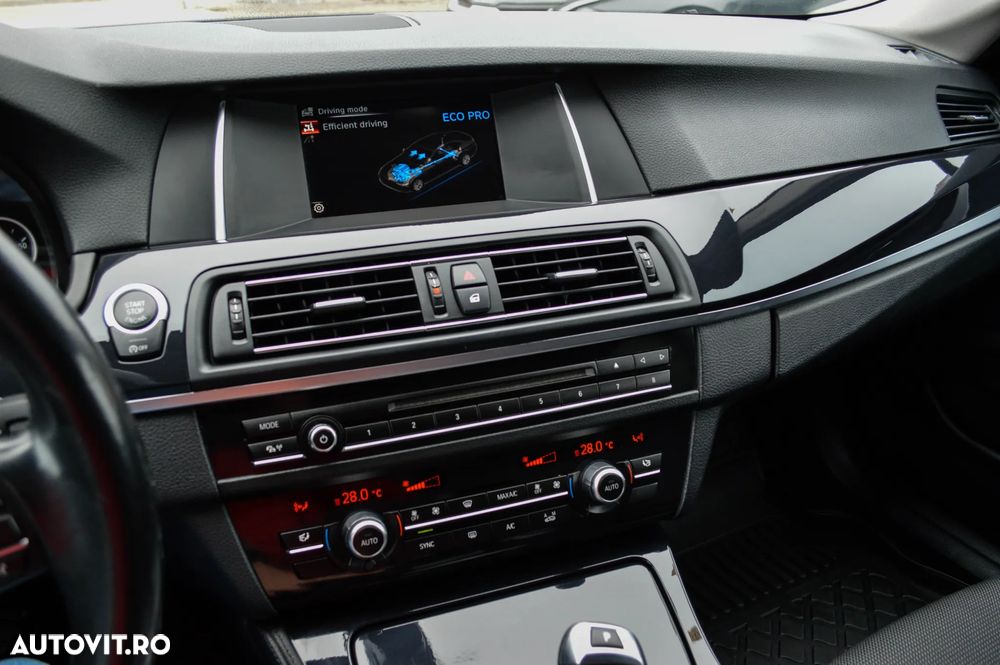 BMW Seria 5 520d Aut. Sport Line - 18