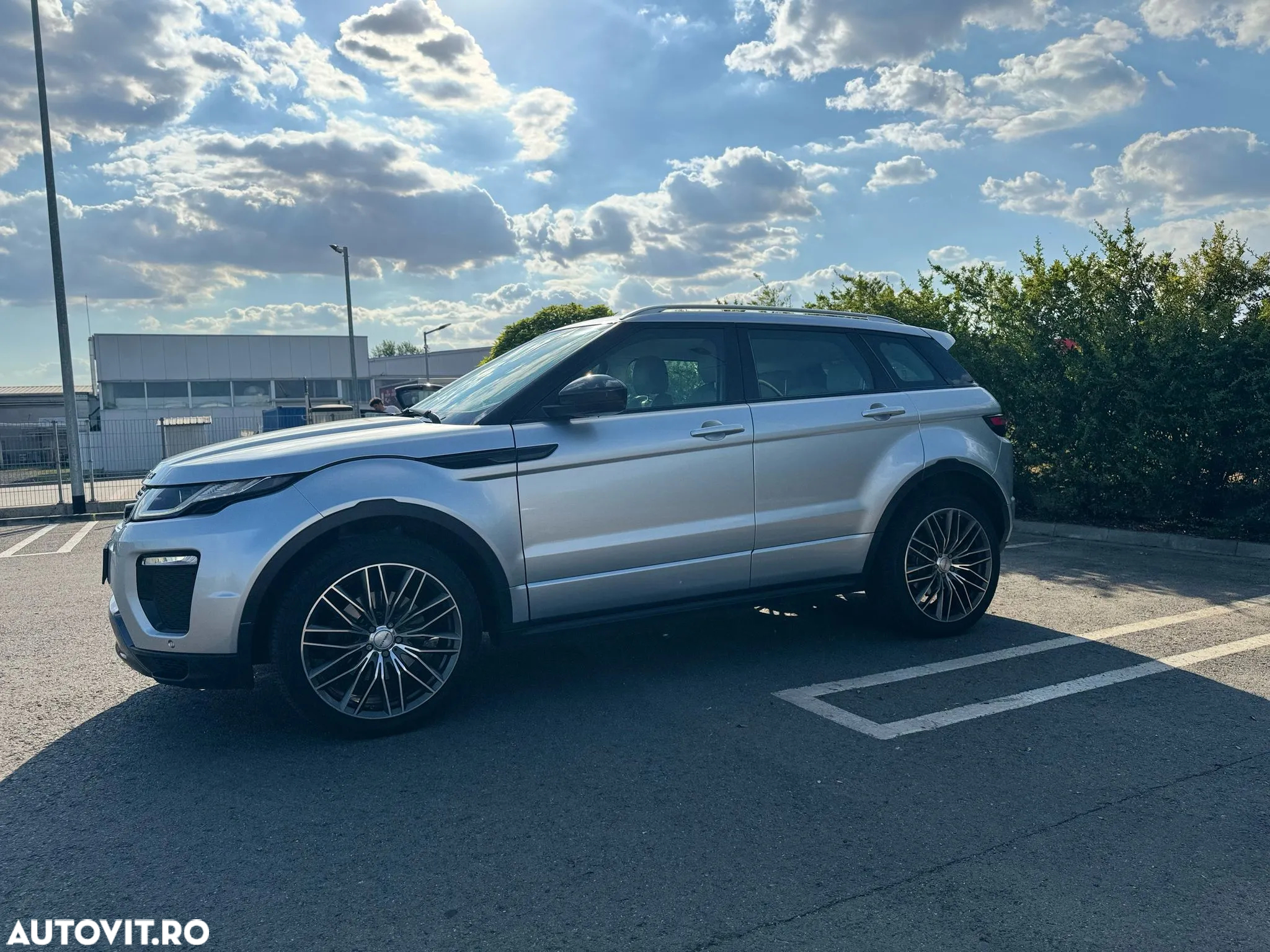 Land Rover Range Rover Evoque 2.0 D150 R-Dynamic HSE - 7